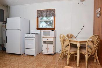 Hôtel Lucky Horseshoe Cabins à Au Sable Extérieur photo